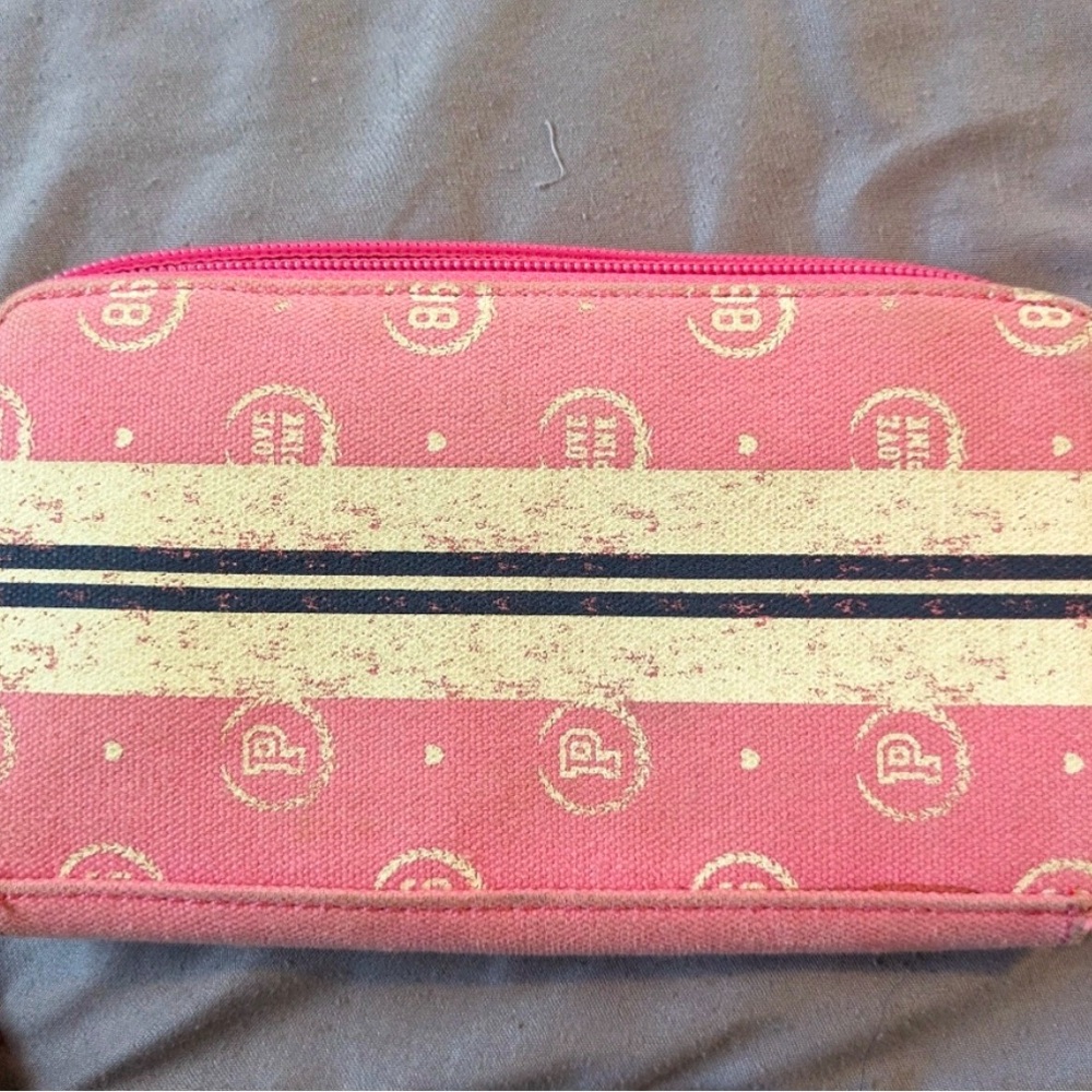 Victoria’s Secret PINK Wallet